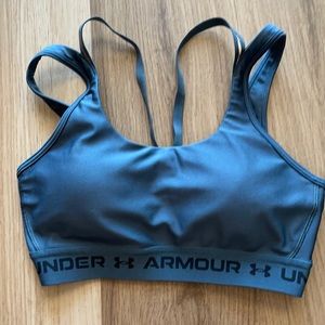 NWOT Under Armour Crossback Sports Bra